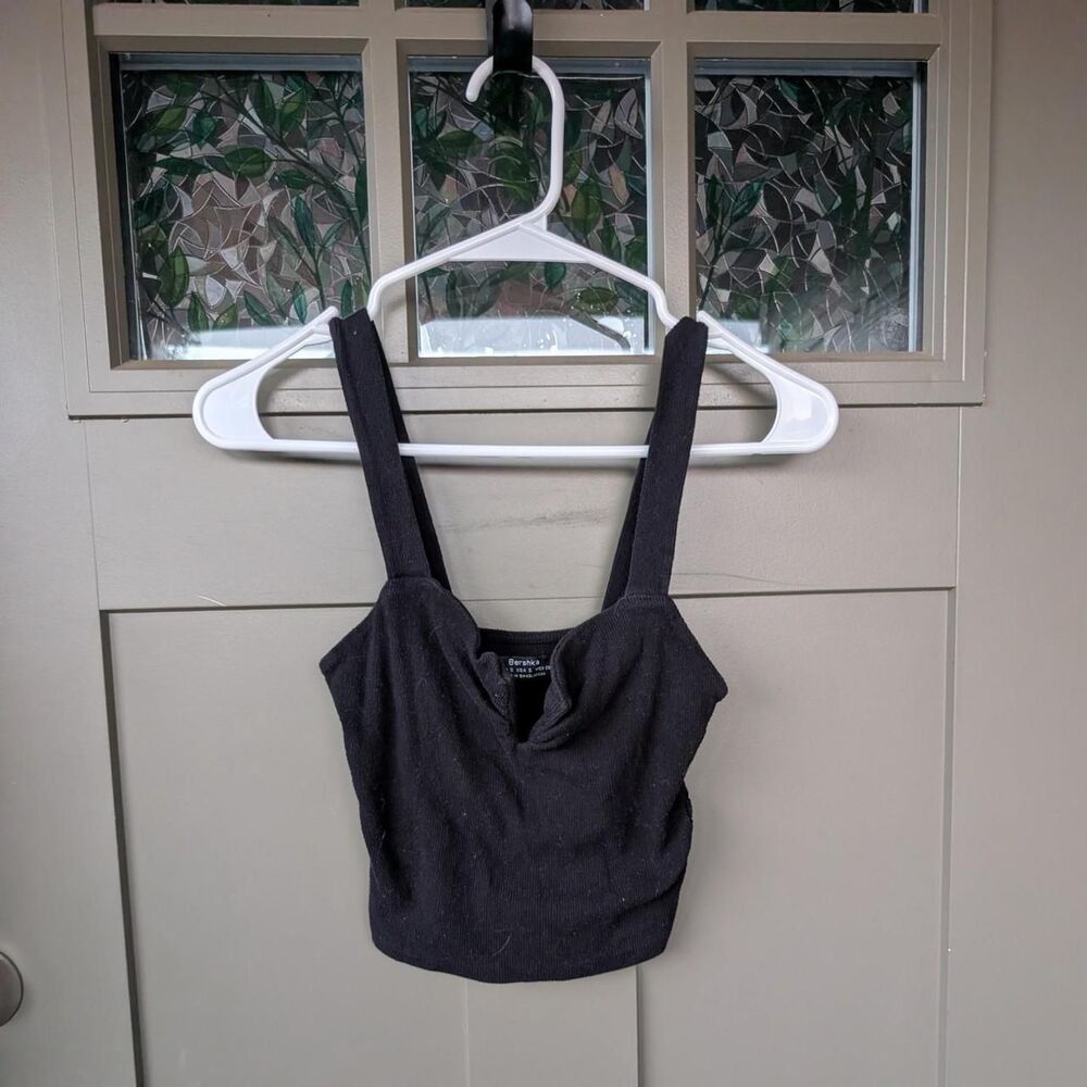 Bershka Women's Black and Grey Crop-top